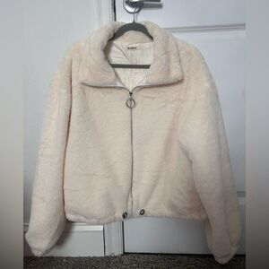 KYOYO Cream Faux Fur Jacket Women’s Size L